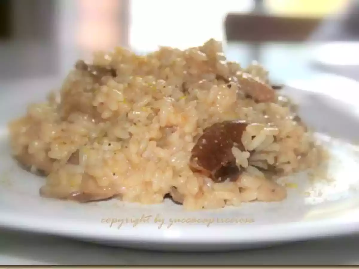 Risotto ai funghi con granella di noci e mandorle - foto 2