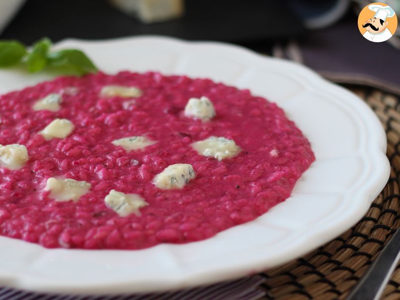 Risotto alla barbabietola e gorgonzola: un’esplosione di colore e sapori intensi - foto 2