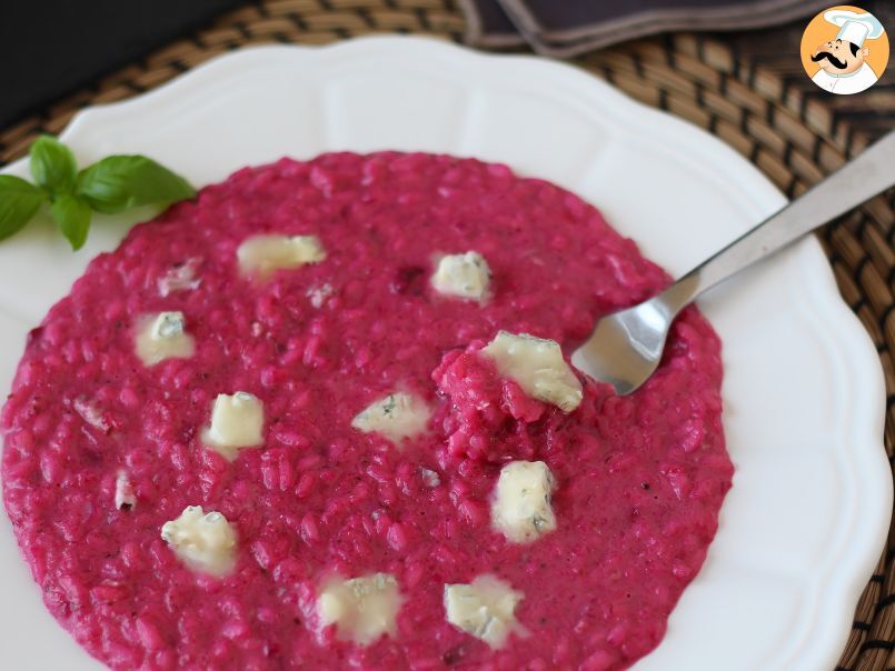 Risotto alla barbabietola e gorgonzola: un’esplosione di colore e sapori intensi - foto 4