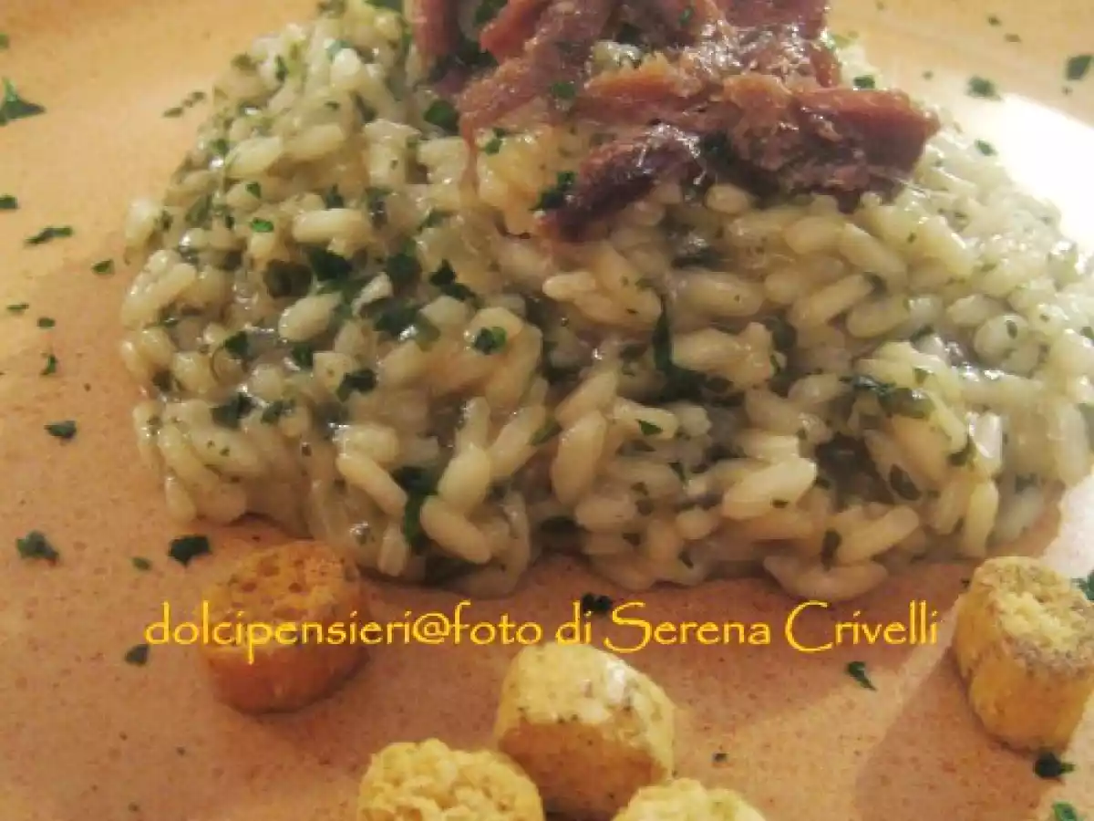 RISOTTO CON ACCIUGHE AL PREZZEMOLO di Dolcipensieri