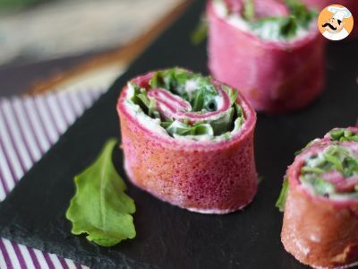 Rotolini di crepes alla barbabietola con ricotta e rucola - foto 3