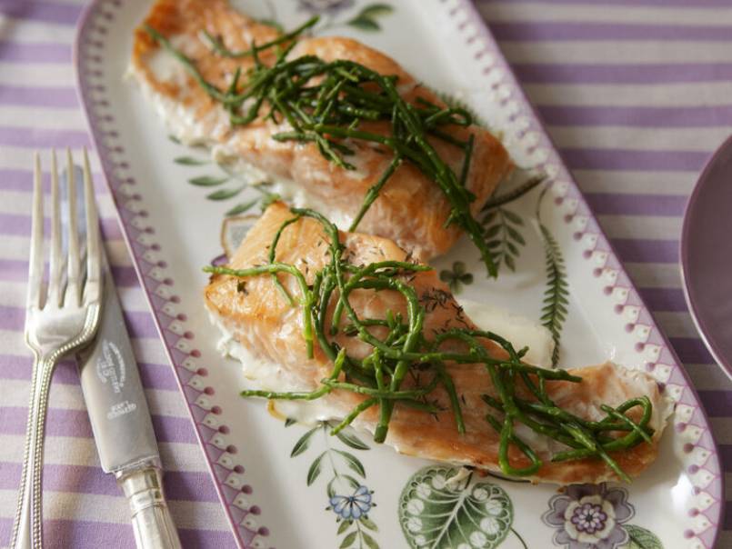 Salmone affumicato a caldo al tè al gelsomino con patate novelle - foto 2