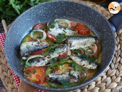 Sardine in umido alla brasiliana, la ricetta economica e gustosissima