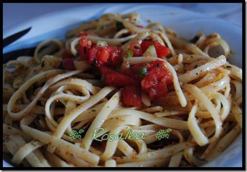 Spaghetti Con Erbe Limone E Bottarga Ricetta Petitchef