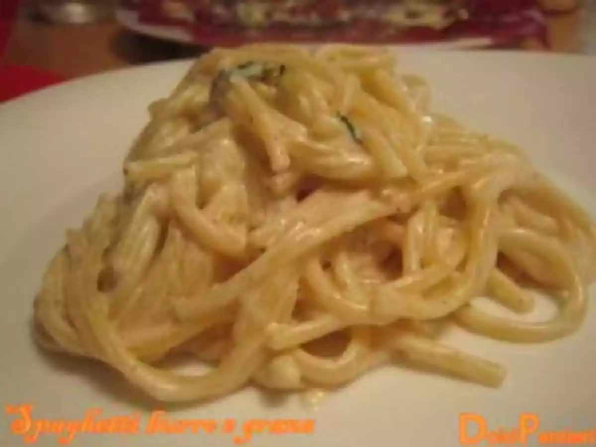 Spaghetti con pomodori e briciole croccanti - foto 3