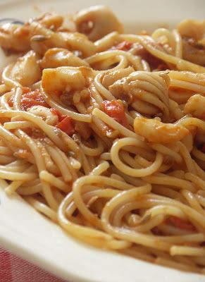 Spaghetti Con Seppie Pomodorini E Profumo Di Finocchio Ricetta Petitchef