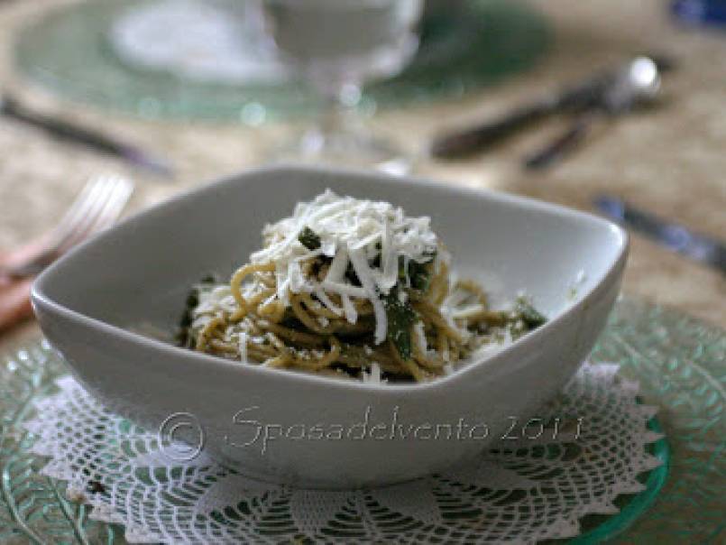 Spaghetti integrali al pesto di pistacchio, Ricetta Petitchef