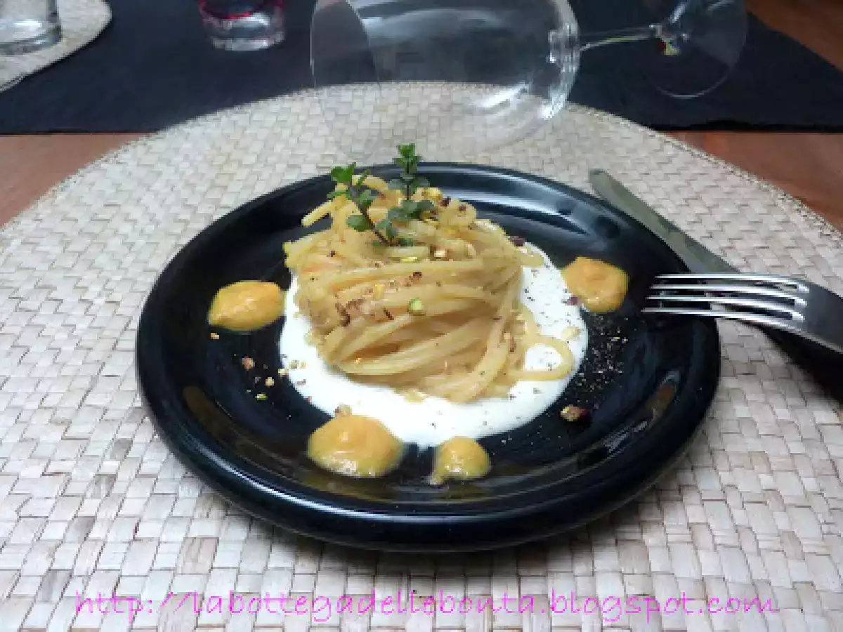 Spaghettini di gragnano su fonduta di cacio di pienza