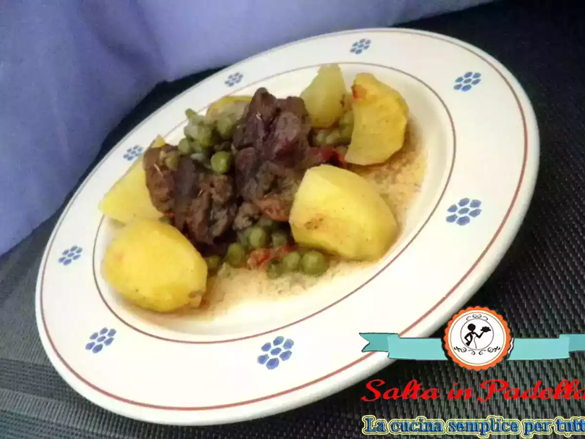 Spezzatino di tacchino al forno con patate e piselli - foto 3