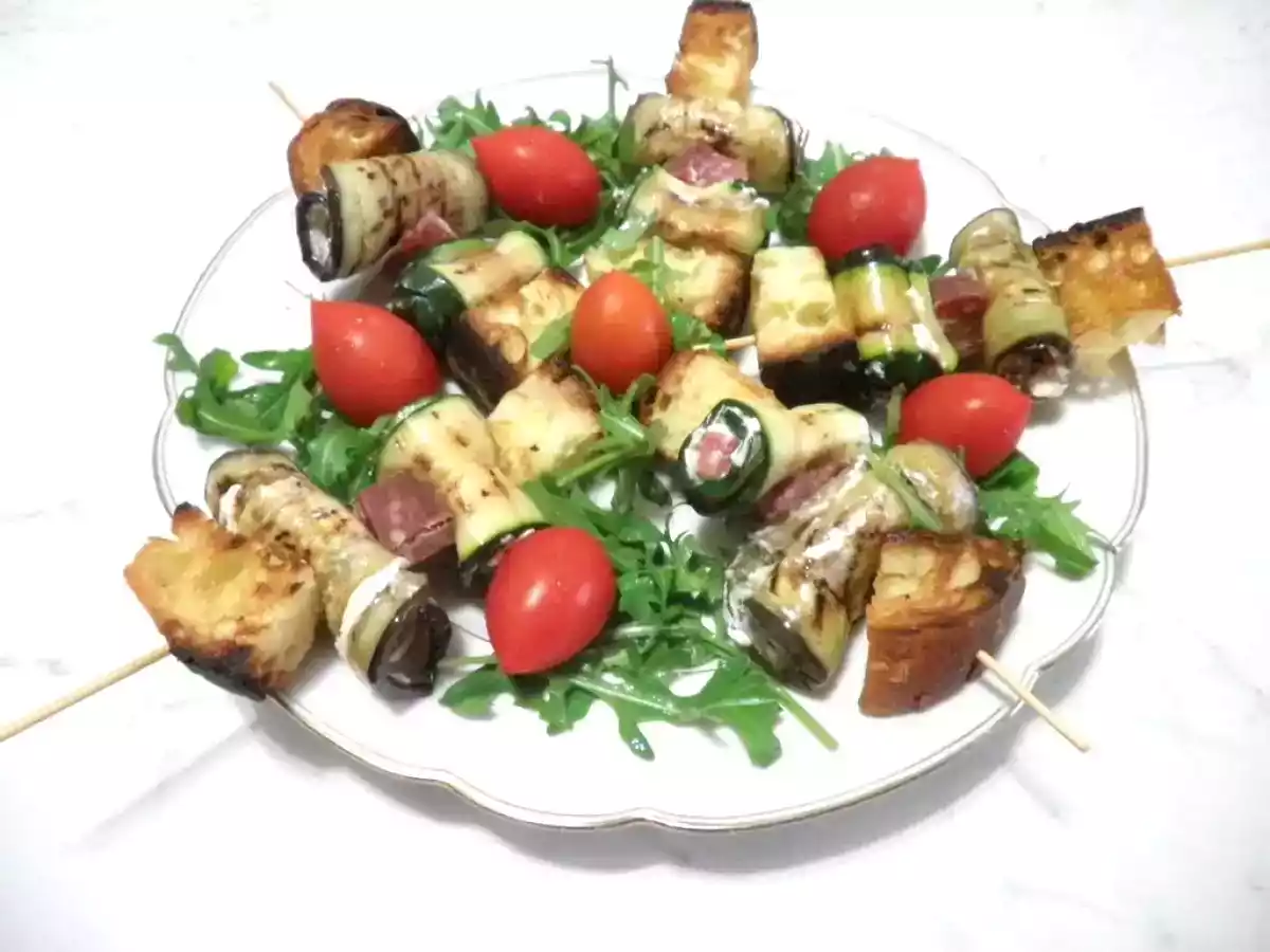 Spiedini con il Golfetta arrotolato con zucchine e melanzane grigliate