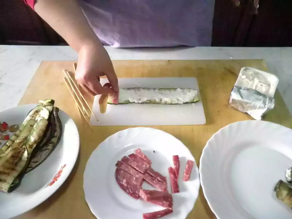 Spiedini con il Golfetta arrotolato con zucchine e melanzane grigliate - foto 5