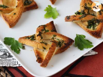 Stelle di pane all'aglio, un ottimo aperitivo per le feste - foto 5