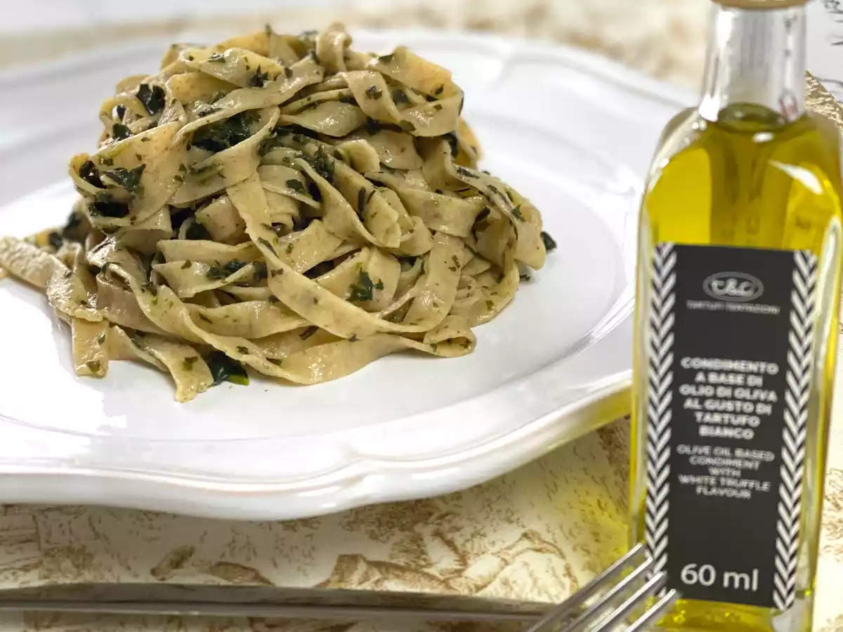Tagliatelle integrali con salsa al tartufo bianco - foto 4