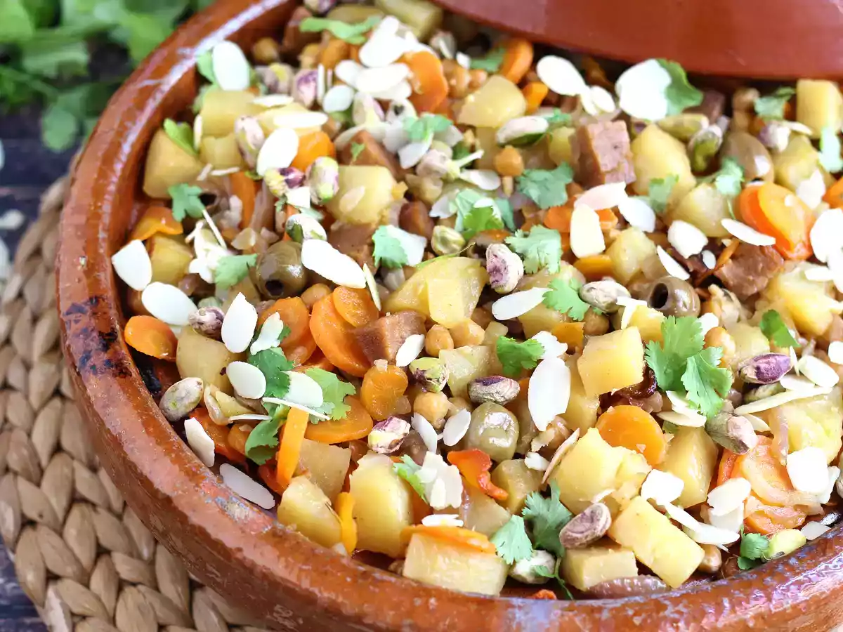 Tajine vegetariana, un piatto gustoso e profumato da provare - foto 2