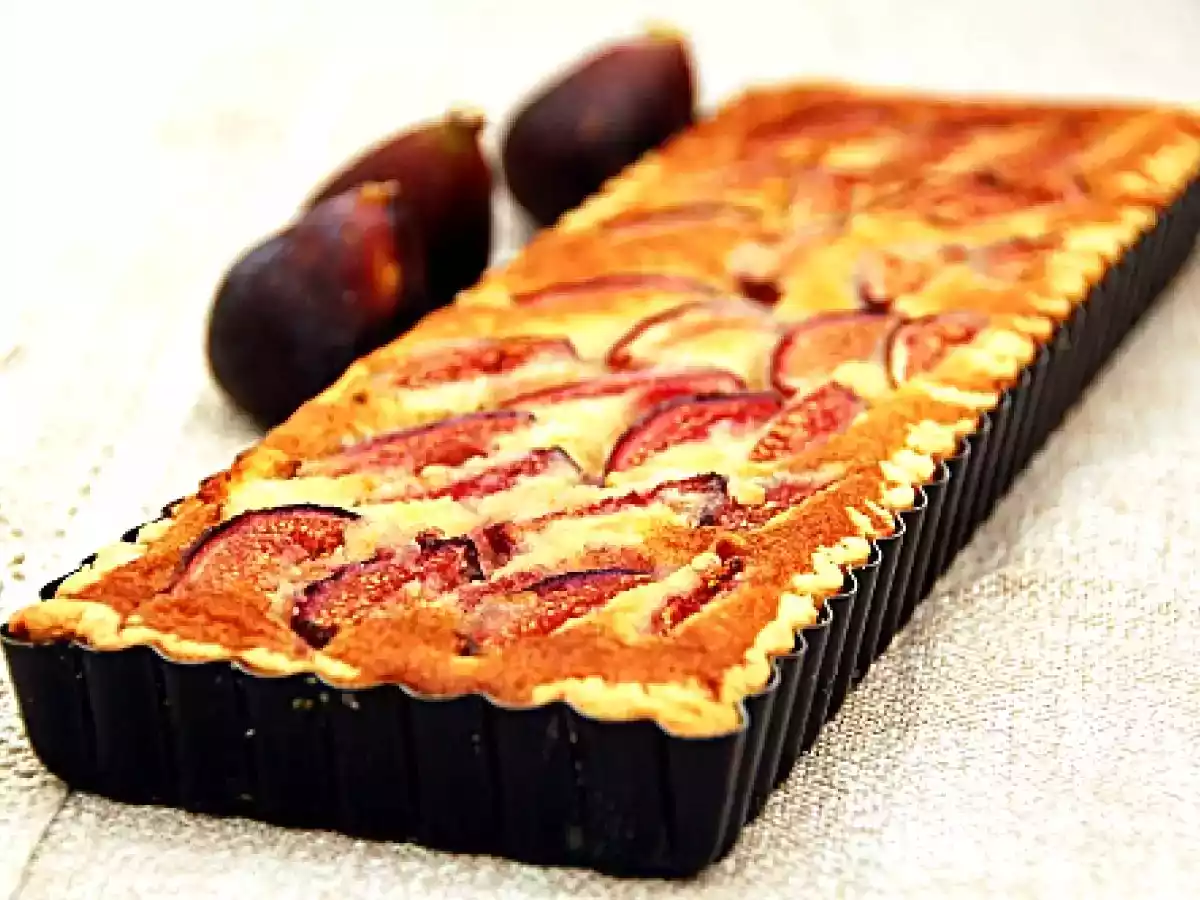 Tarte di fichi alla crema frangipane alla panna