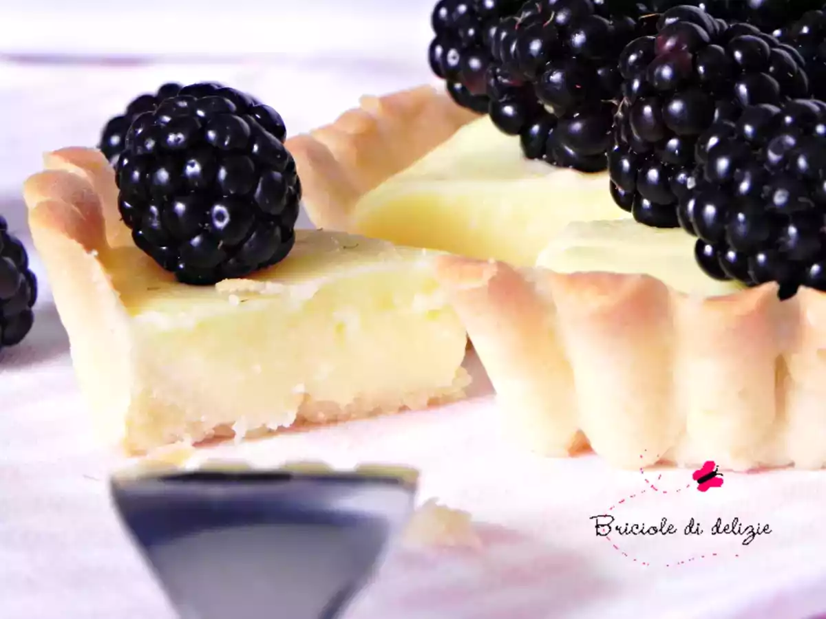 Tartellette alle more e crema pasticcera - foto 3