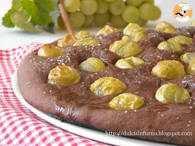 Torta al cacao con Uva Bianca