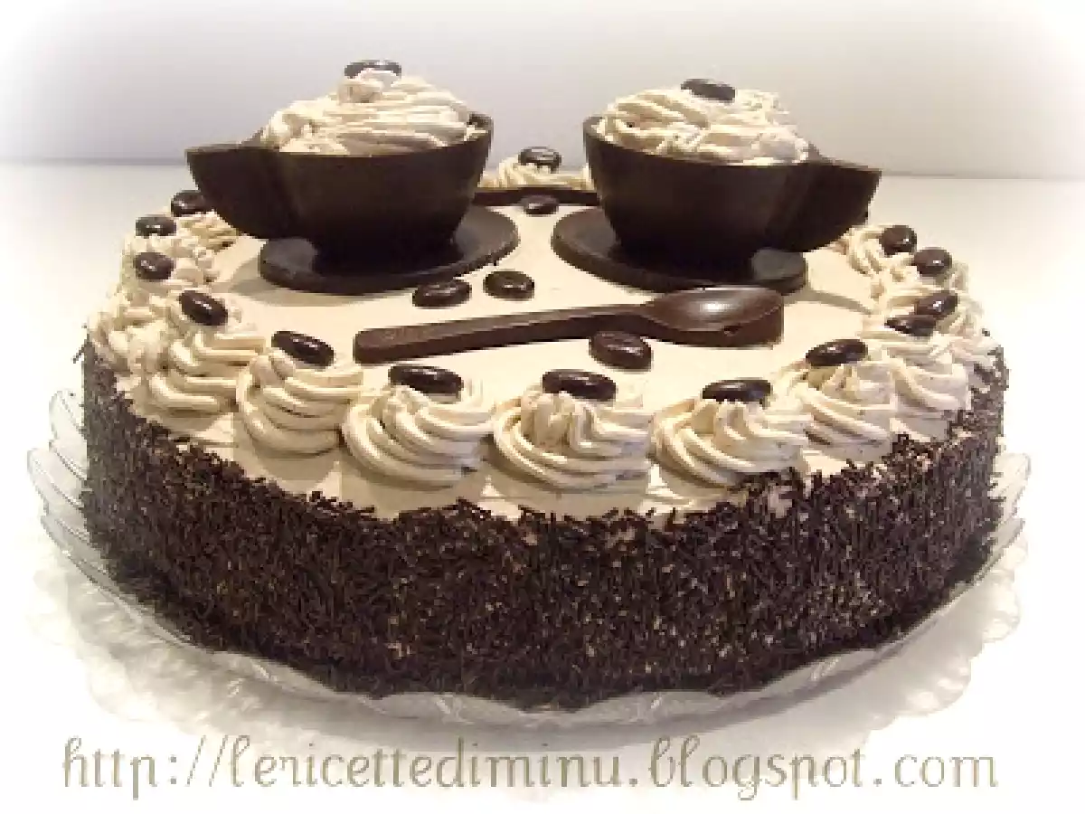 Torta al caffè con bagna al cappuccino