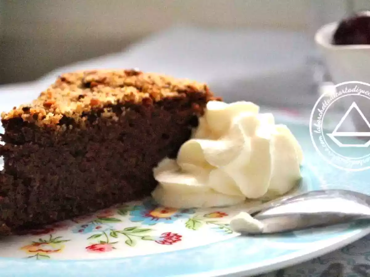 Torta al Cioccolato, Pistacchi e Nocciole