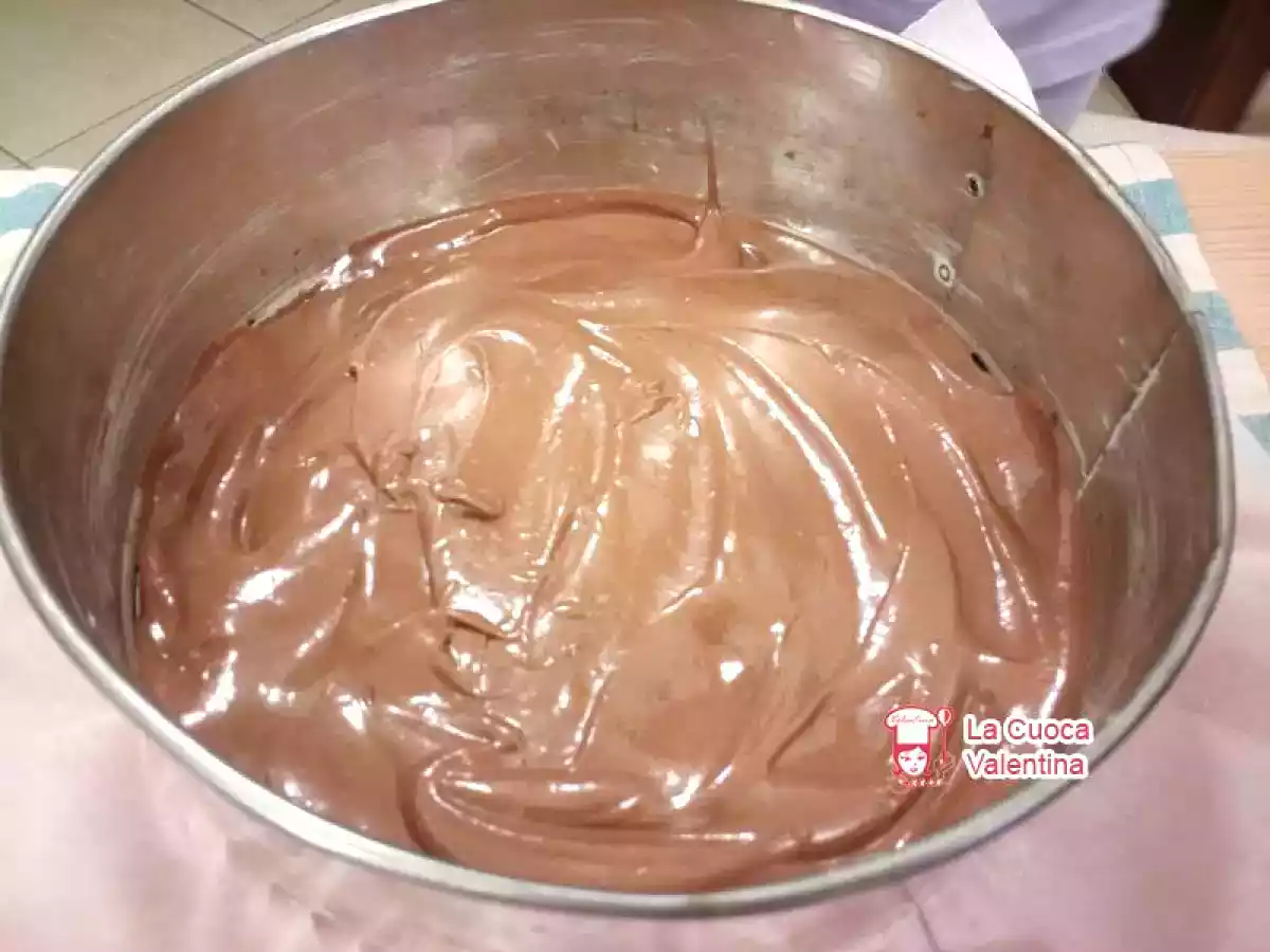 Torta bounty ricoperta di nutella e cocco - foto 4