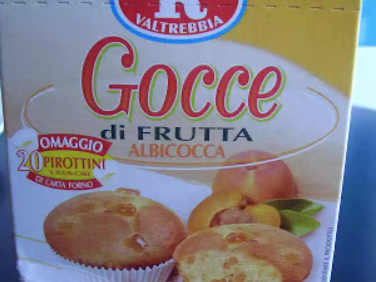 Torta classica Pane degli Angeli con gocce di frutta all'albicocca - foto 3