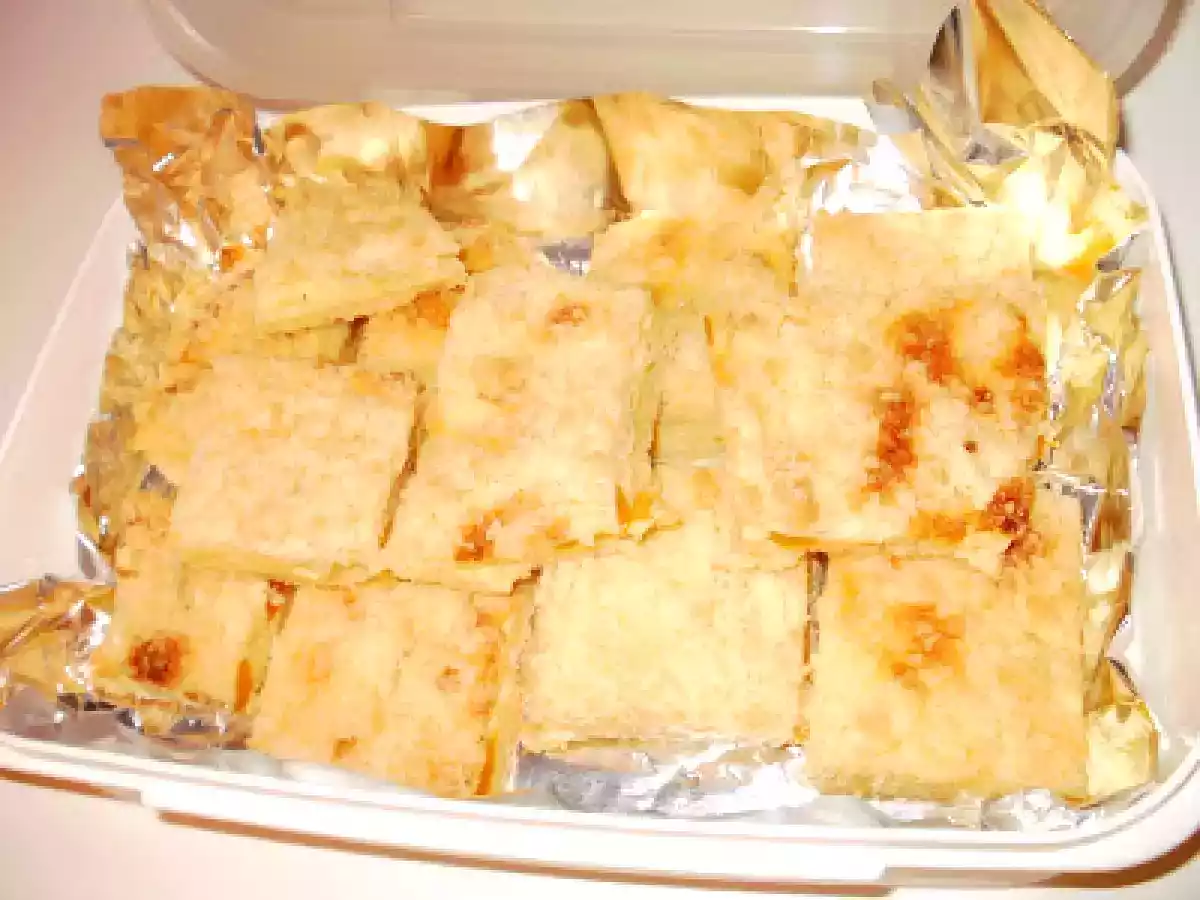 Torta di frolla con ricotta e pesche