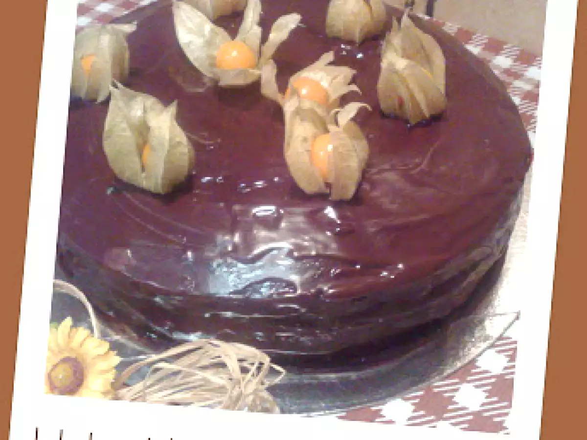 TORTA DI MANDORLE AL LEMON CURD CON GLASSA AL FONDENTE - foto 2