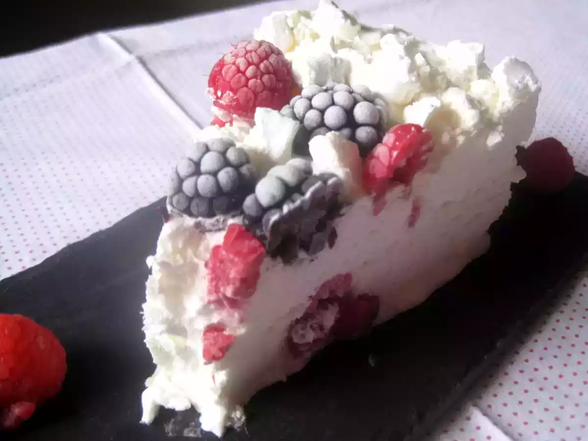 Torta Meringata alle more e lamponi - foto 5