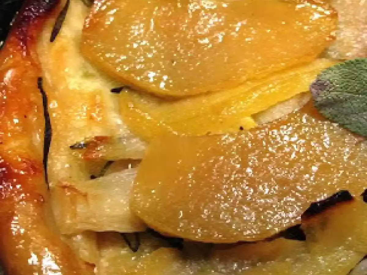 Torta rovesciata di cipolle e mele - foto 4