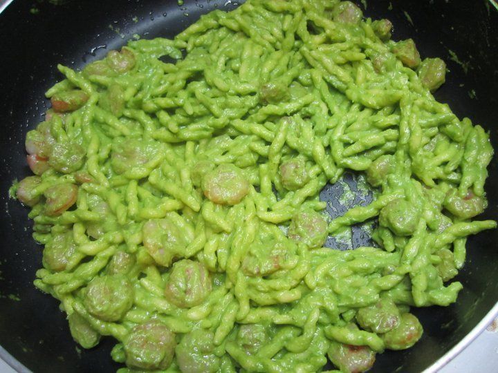 Trofie al pesto di zucchine e gamberetti, Ricetta Petitchef