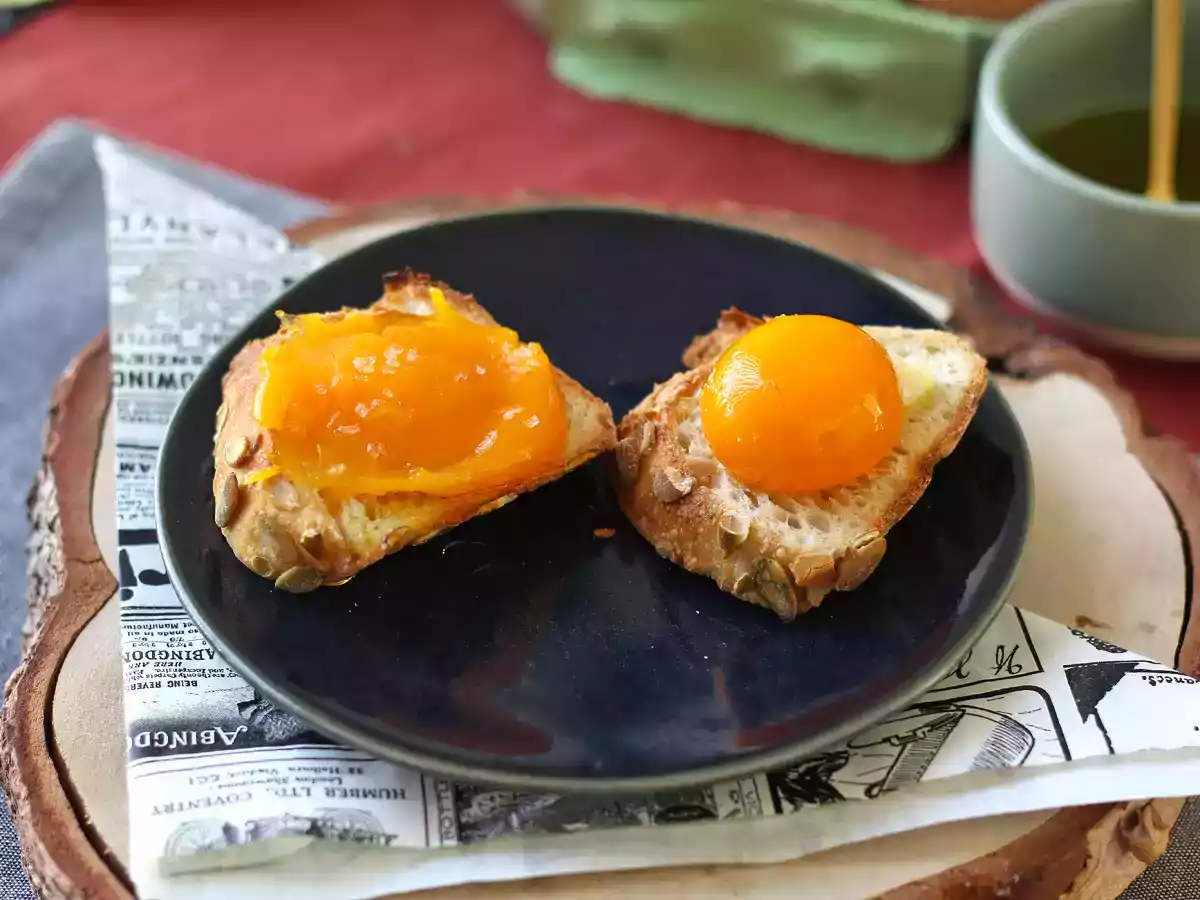 Tuorli d'uovo confit in friggitrice ad aria: perfetti da spalmare! - foto 5