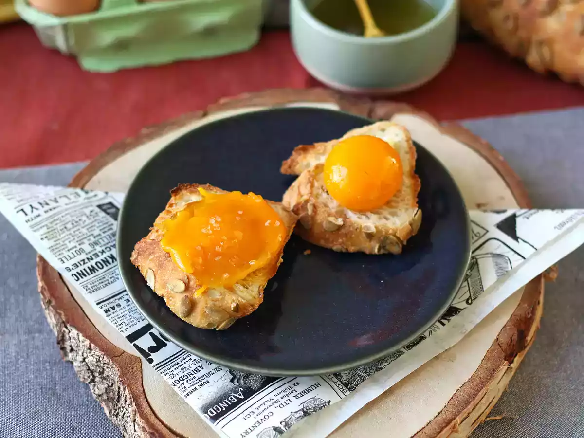 Tuorli d'uovo confit in friggitrice ad aria: perfetti da spalmare! - foto 7