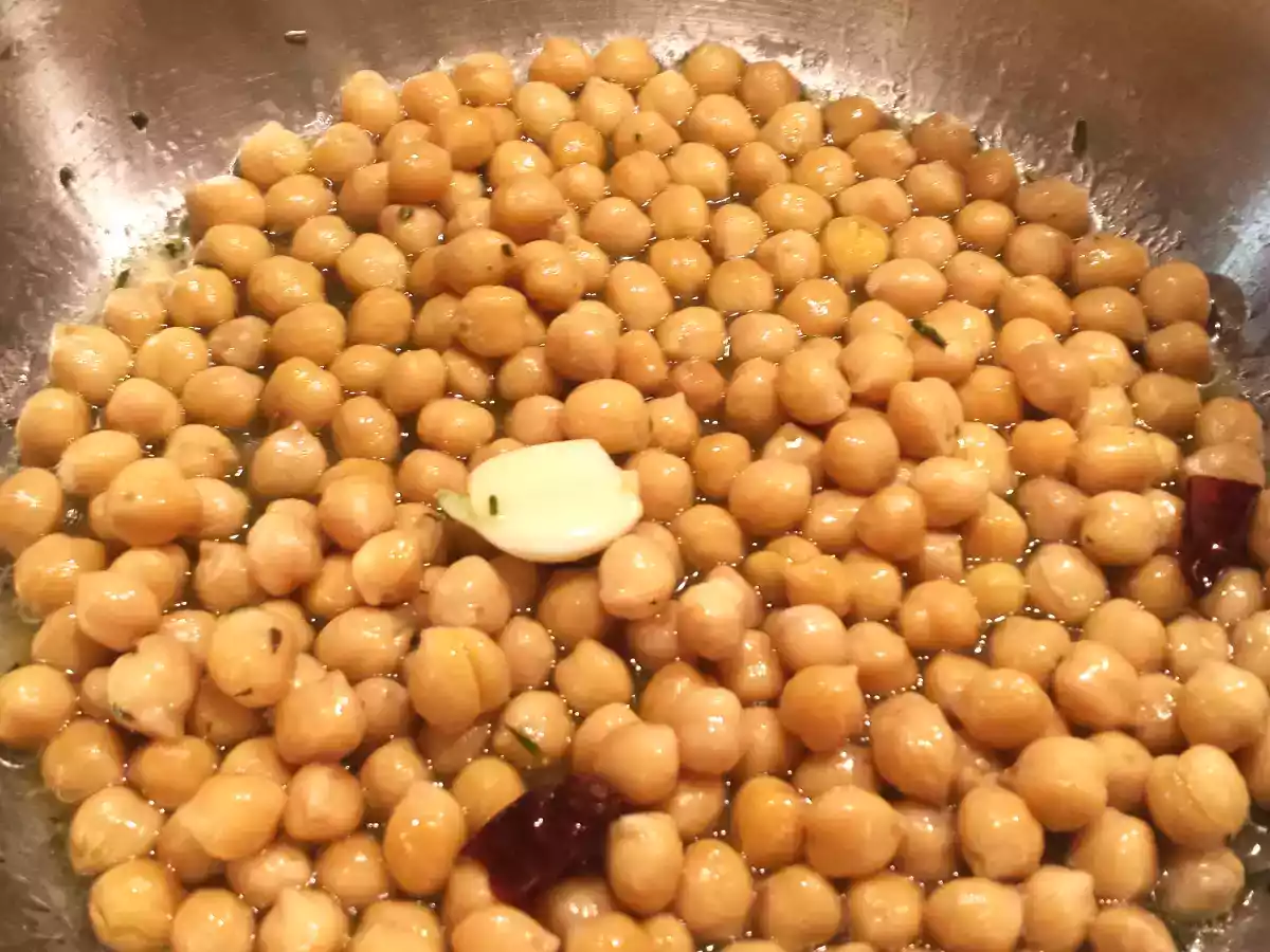 Zuppa di ceci e vongole al profumo di rosmarino - foto 3