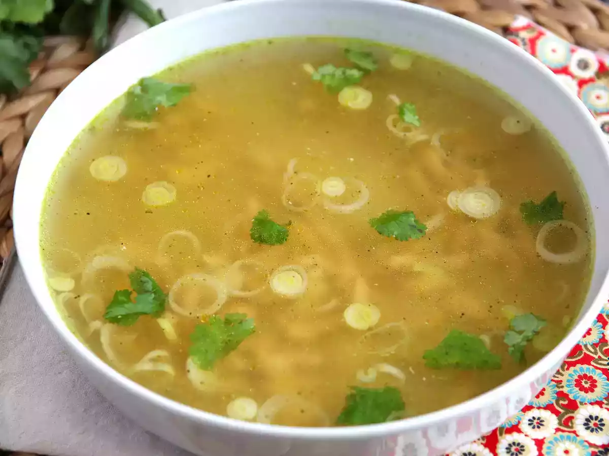 Zuppa di pollo, una versione asiatica ricca di gusto - foto 2